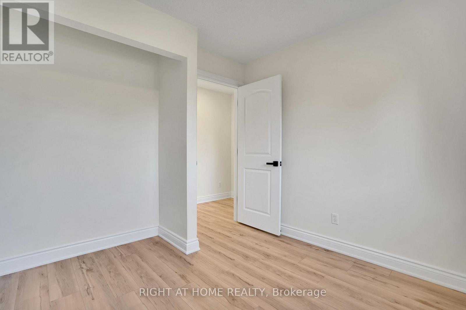 224 HILLTOP DRIVE - Image 29