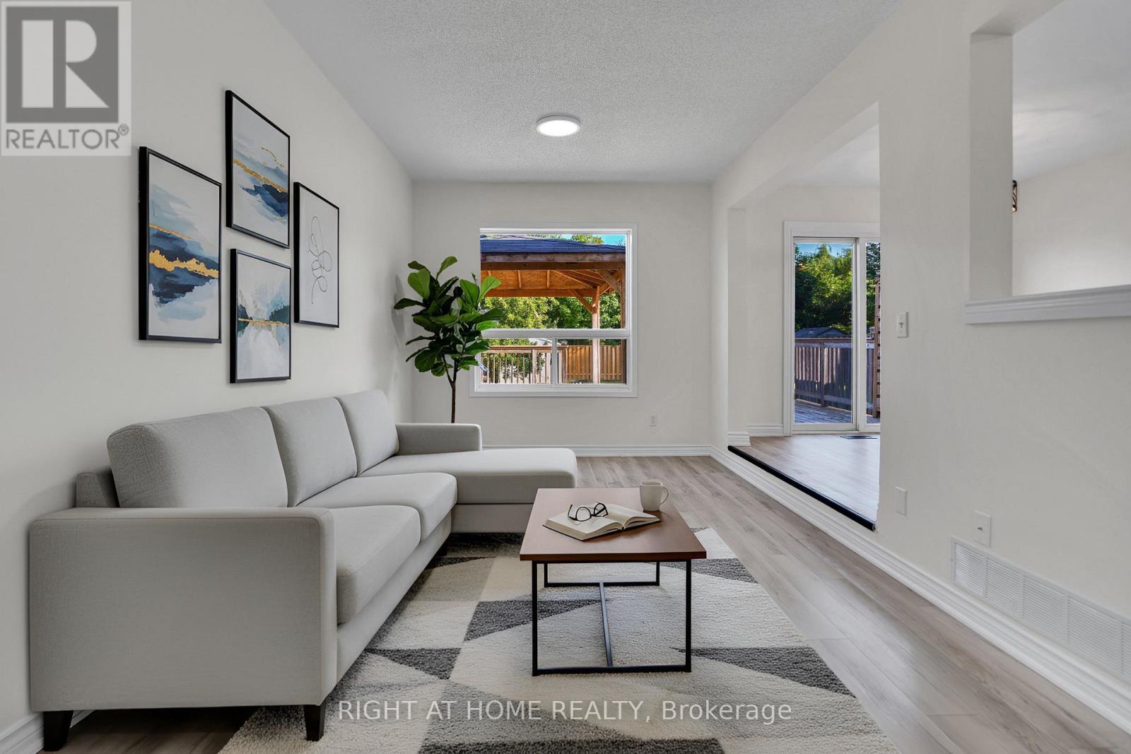 224 HILLTOP DRIVE - Image 5
