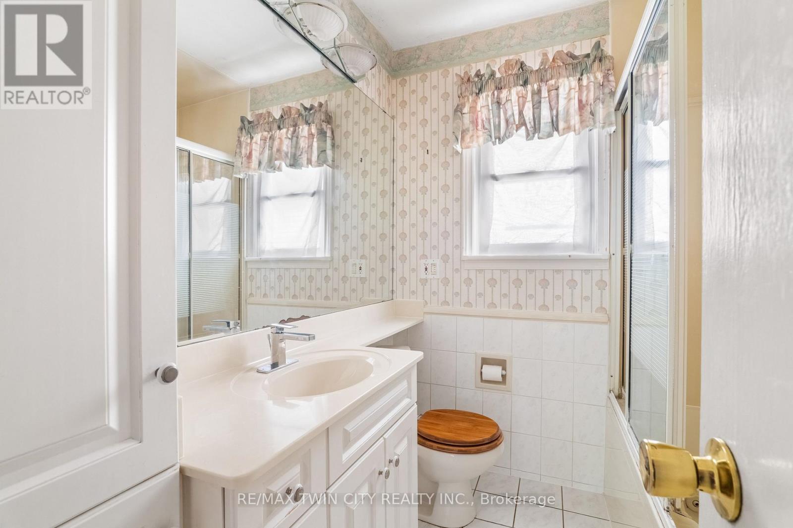 273 THALER AVENUE - Image 11