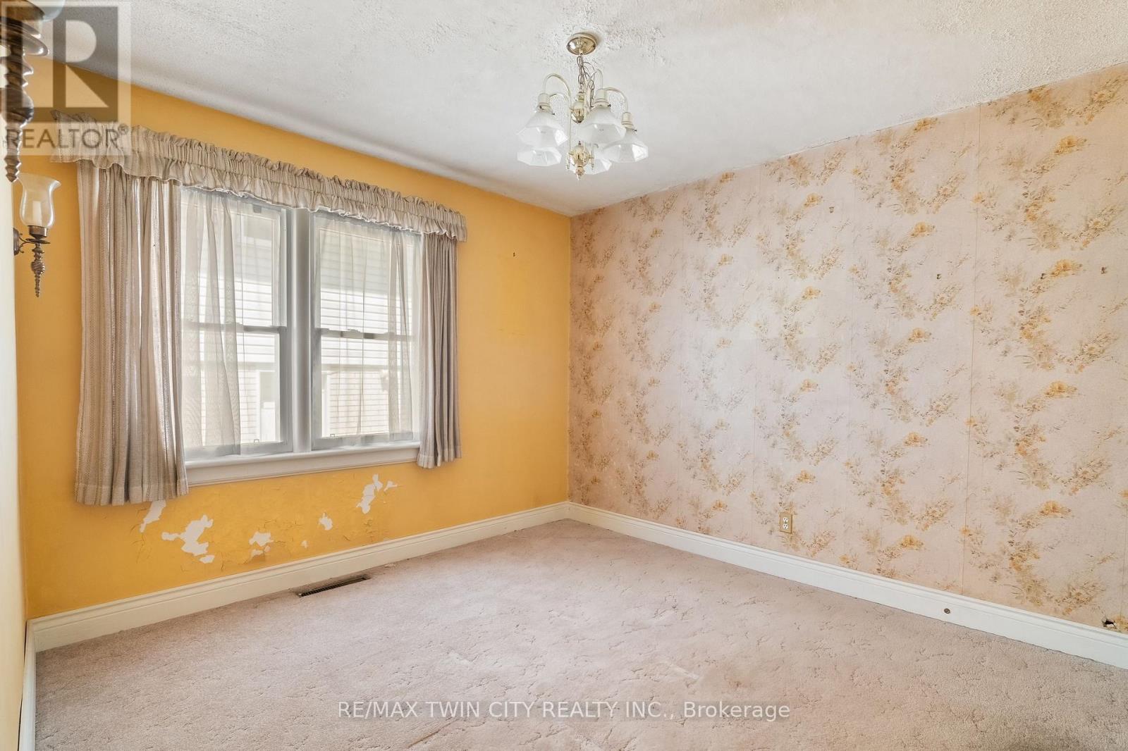 273 THALER AVENUE - Image 12