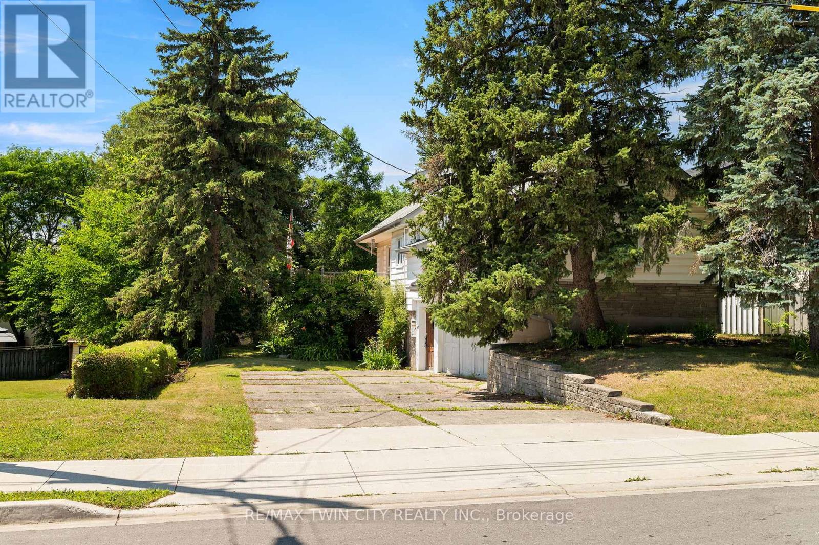 273 THALER AVENUE - Image 32