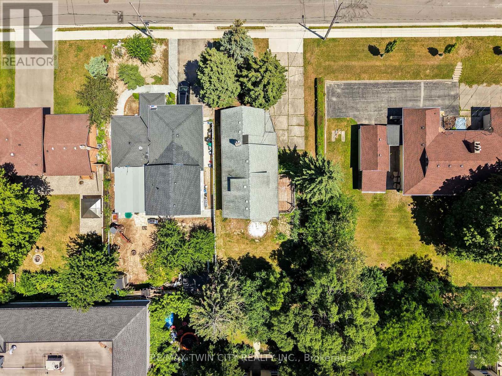 273 THALER AVENUE - Image 35