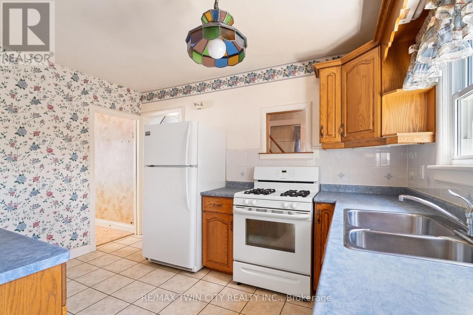 273 THALER AVENUE - Image 9