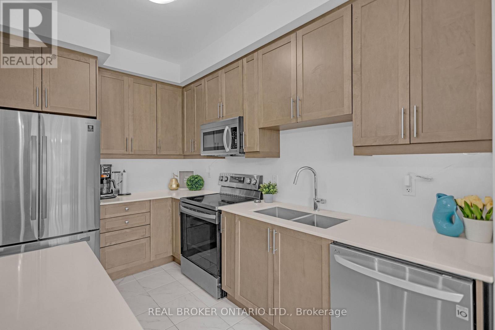 26 BAKER LANE - Image 13
