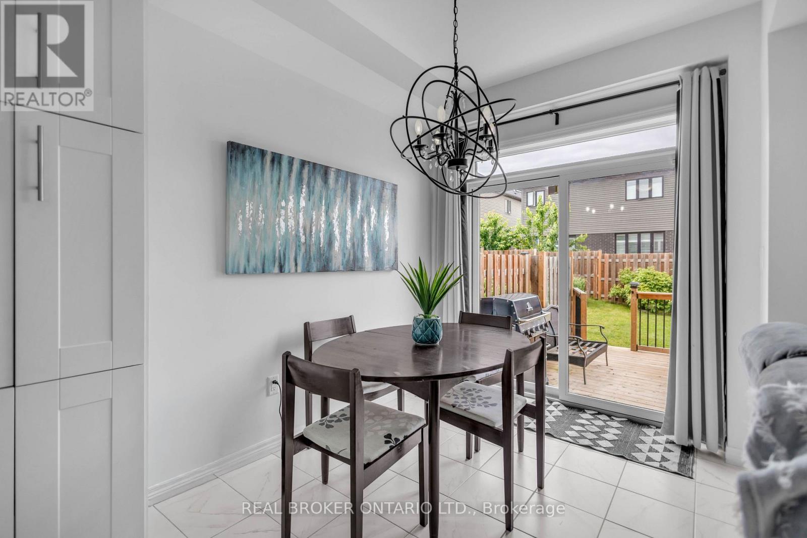 26 BAKER LANE - Image 16