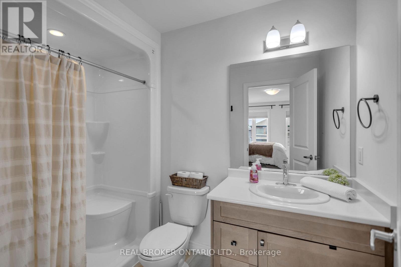 26 BAKER LANE - Image 22