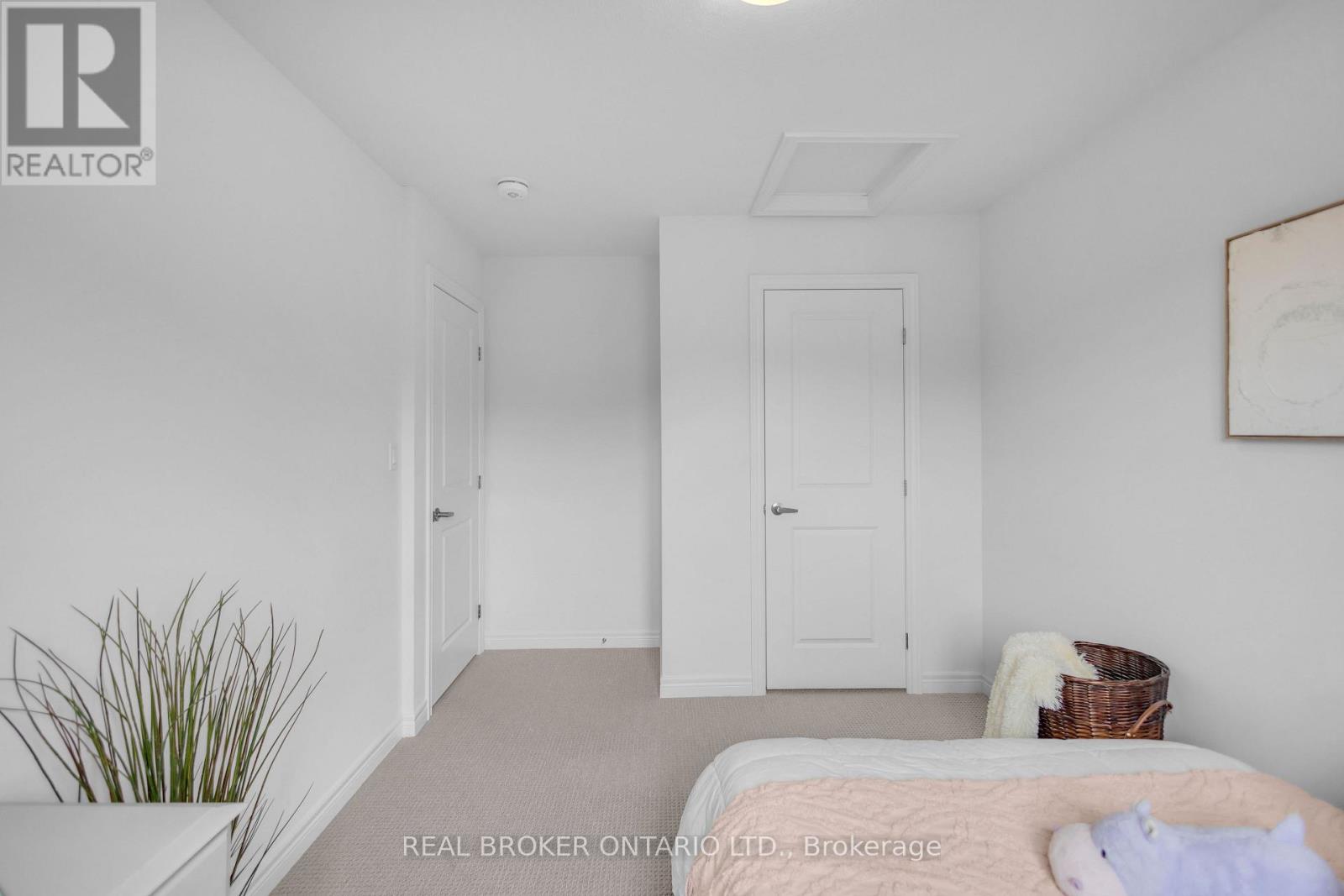 26 BAKER LANE - Image 25