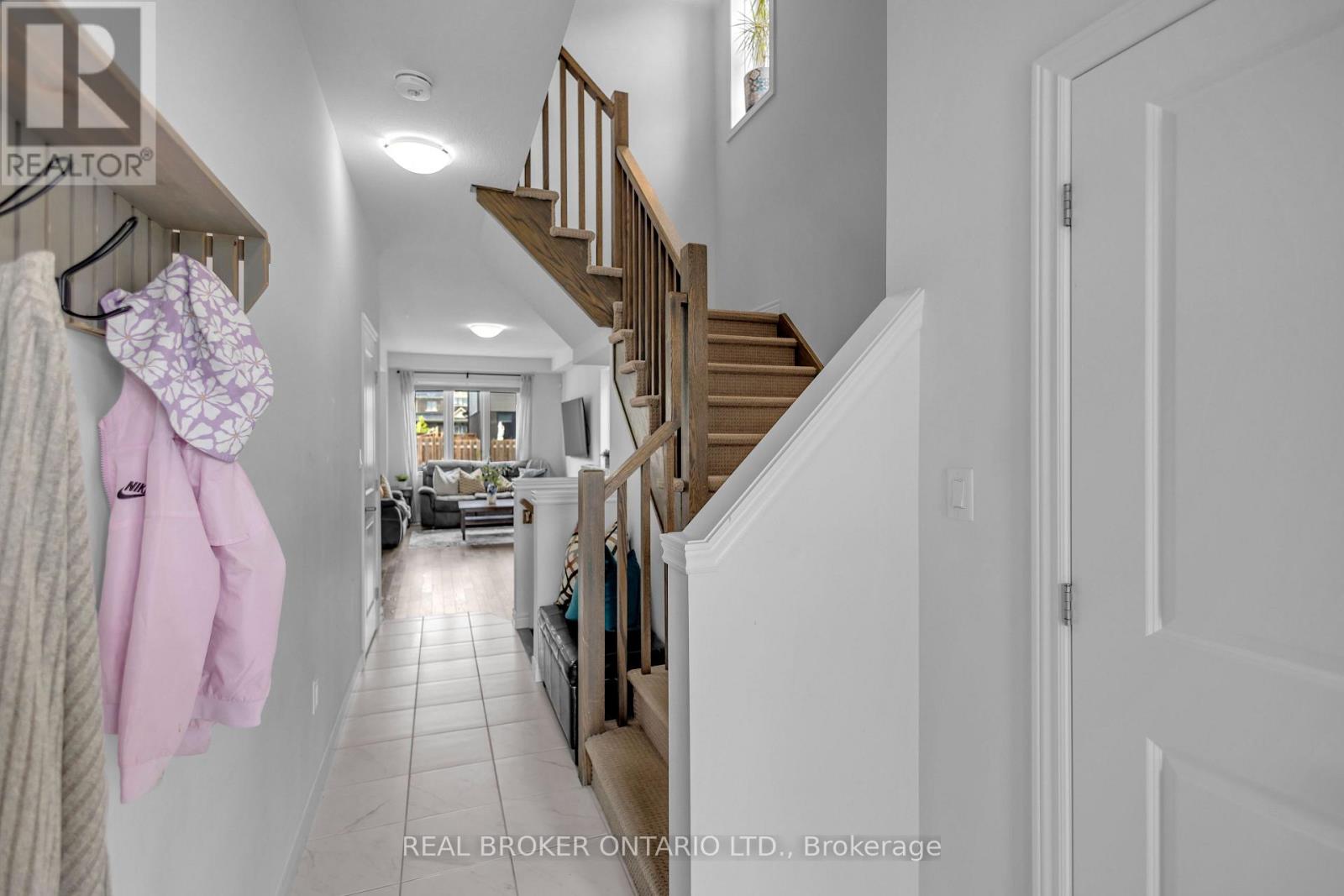 26 BAKER LANE - Image 5