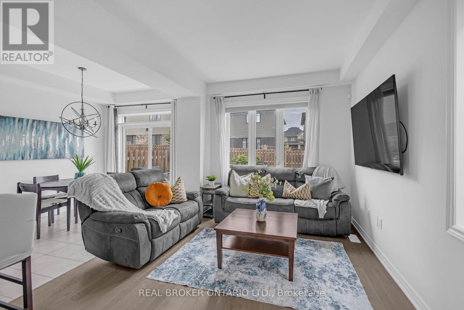 26 BAKER LANE - Image 7