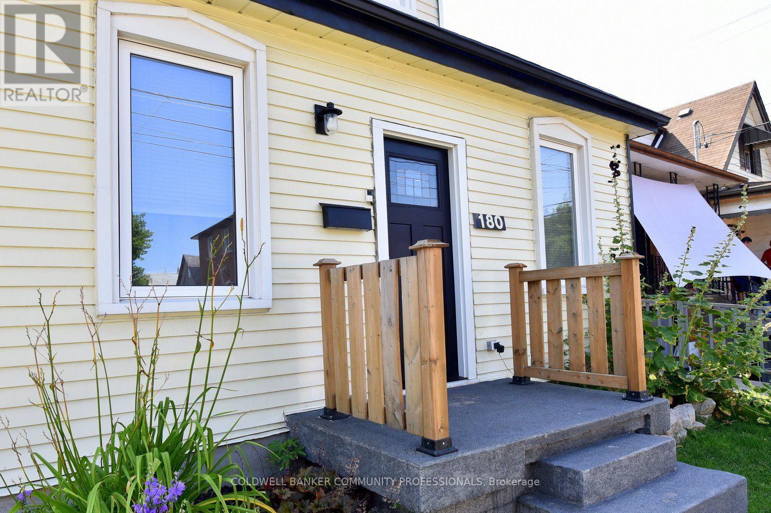180 PROVINCE STREET N - 5