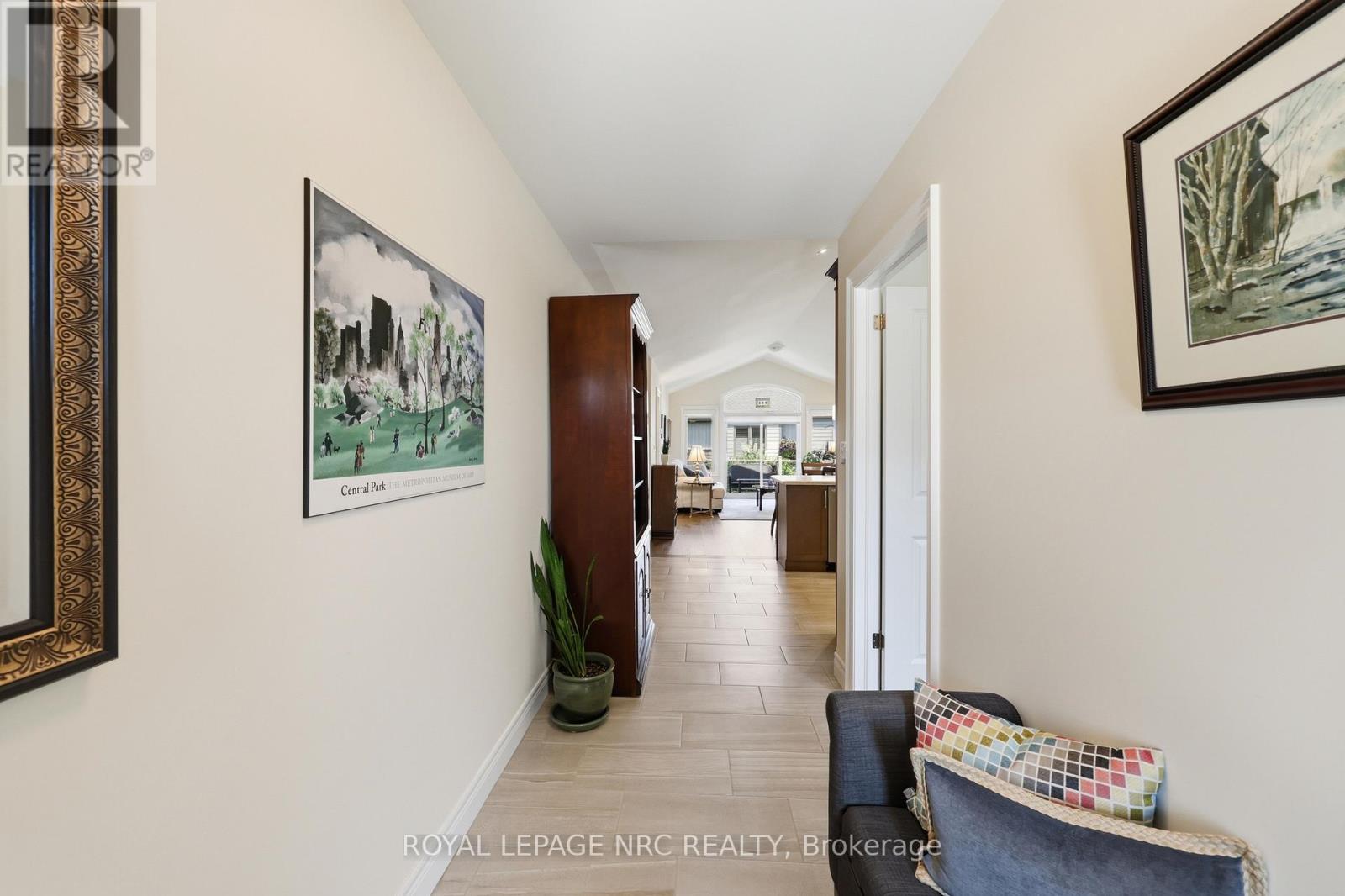 23 RICHARD CRESCENT - 3