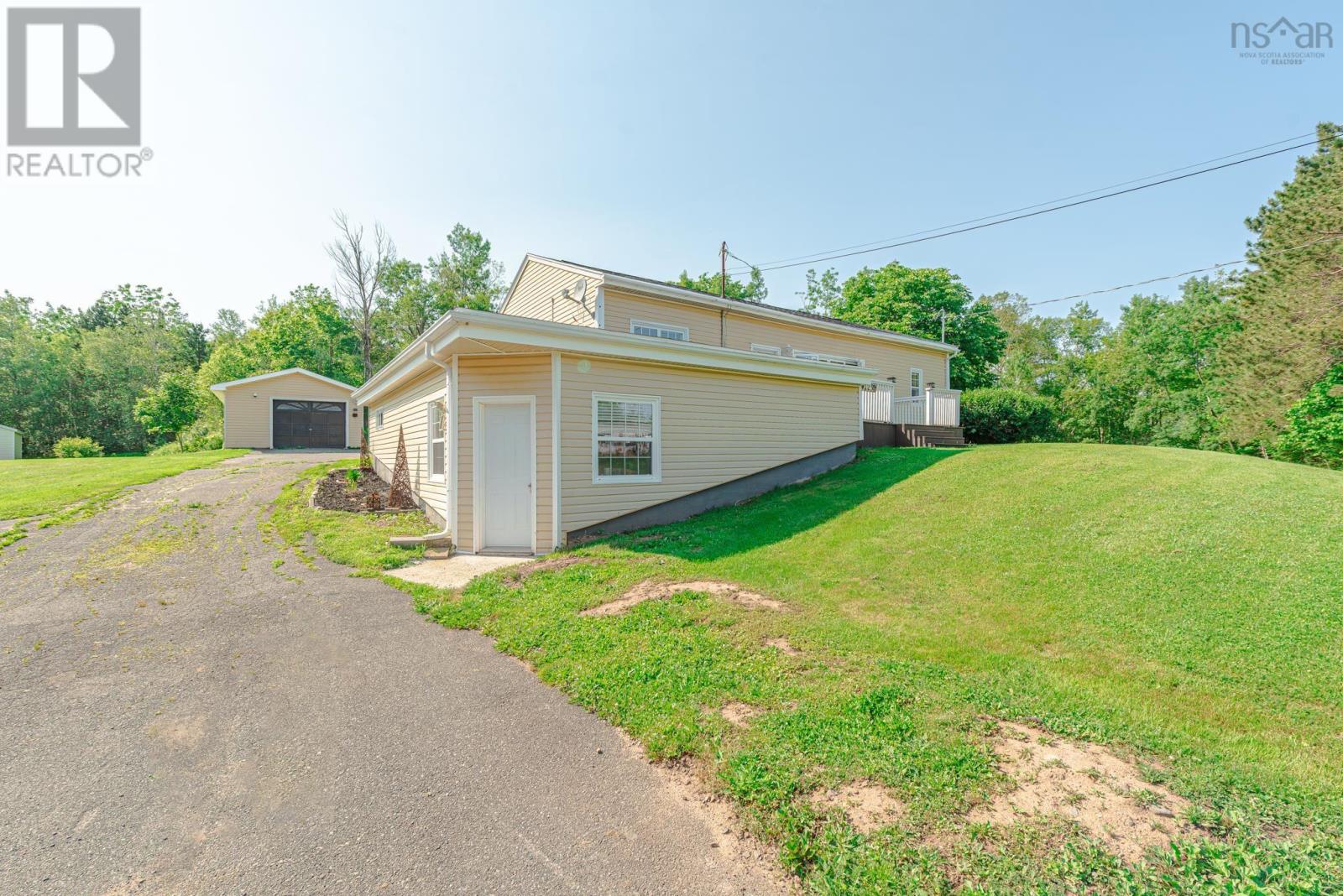 123 Chance Harbour Road, Hillside — photo 2
