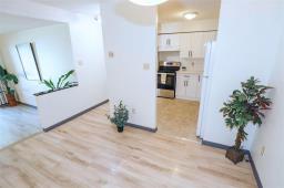 1102 1044 Bairdmore Boulevard, Winnipeg, MB R3T5J7 Photo 11