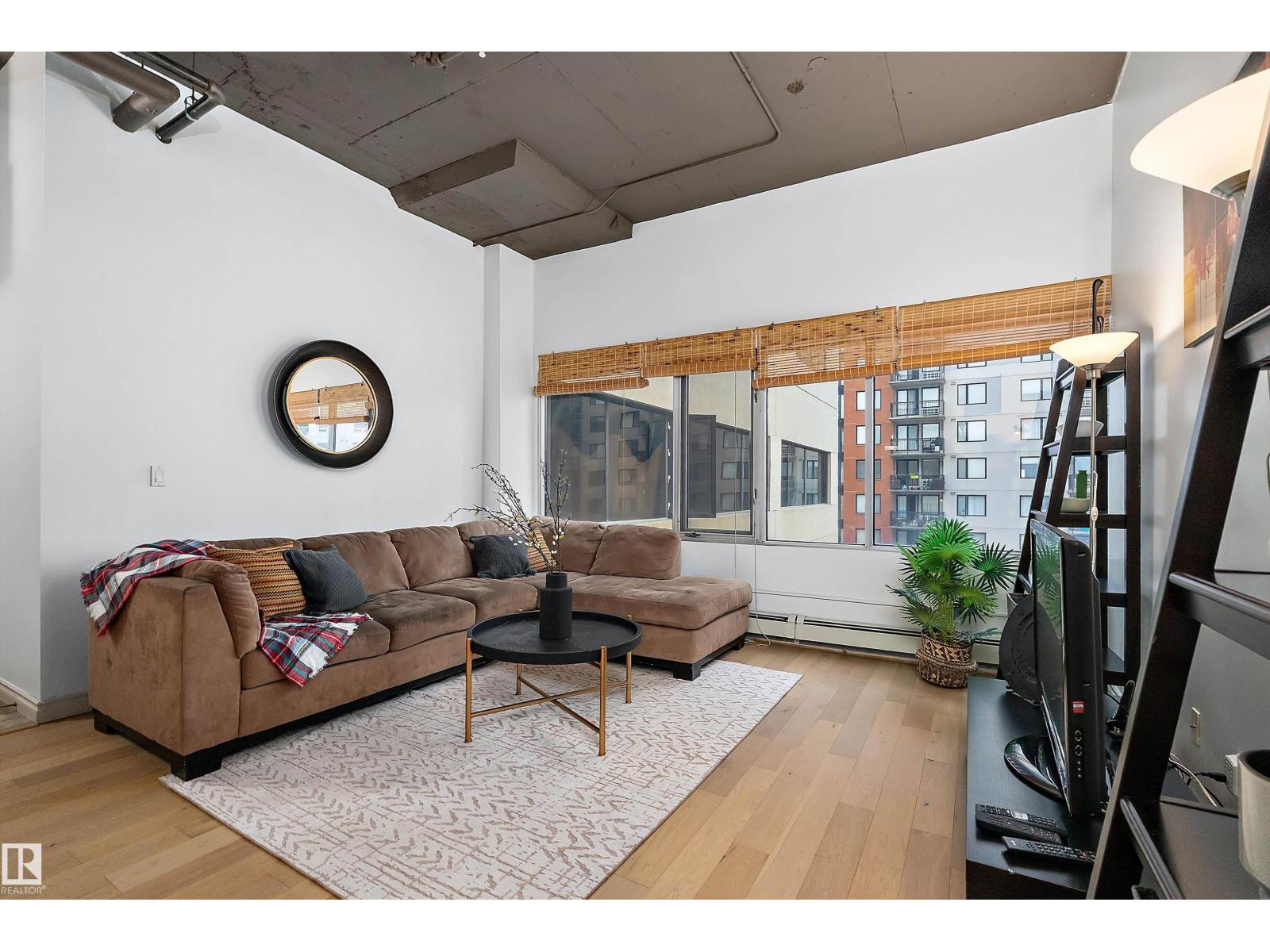 #908 10179 105 ST NW - Image 8