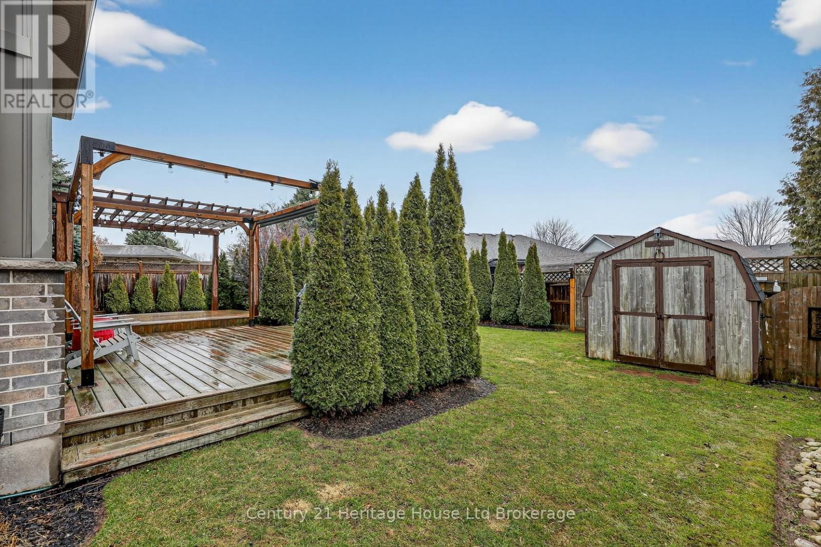 36 WINDEMERE AVENUE - 28