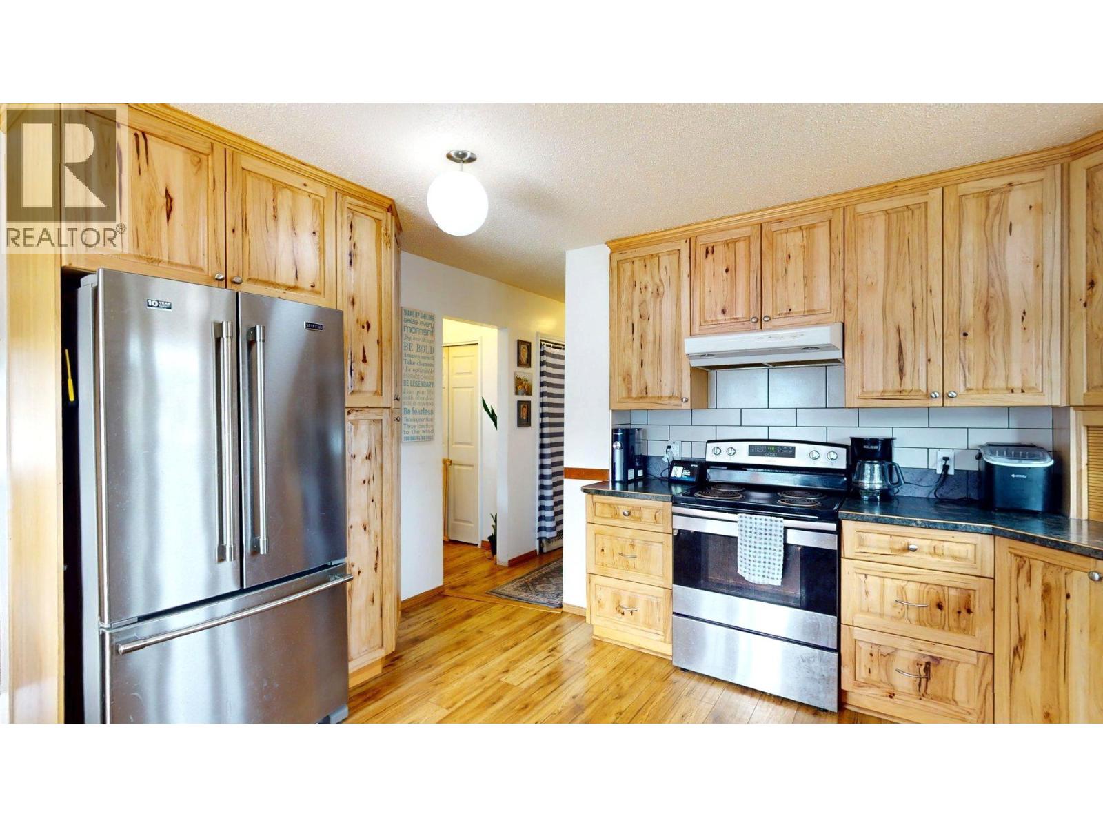 2607 ALPINE Drive - Image 10