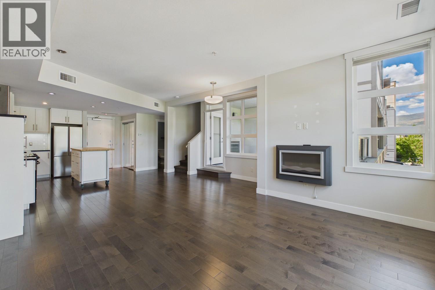 #209 700 Martin Avenue - 11