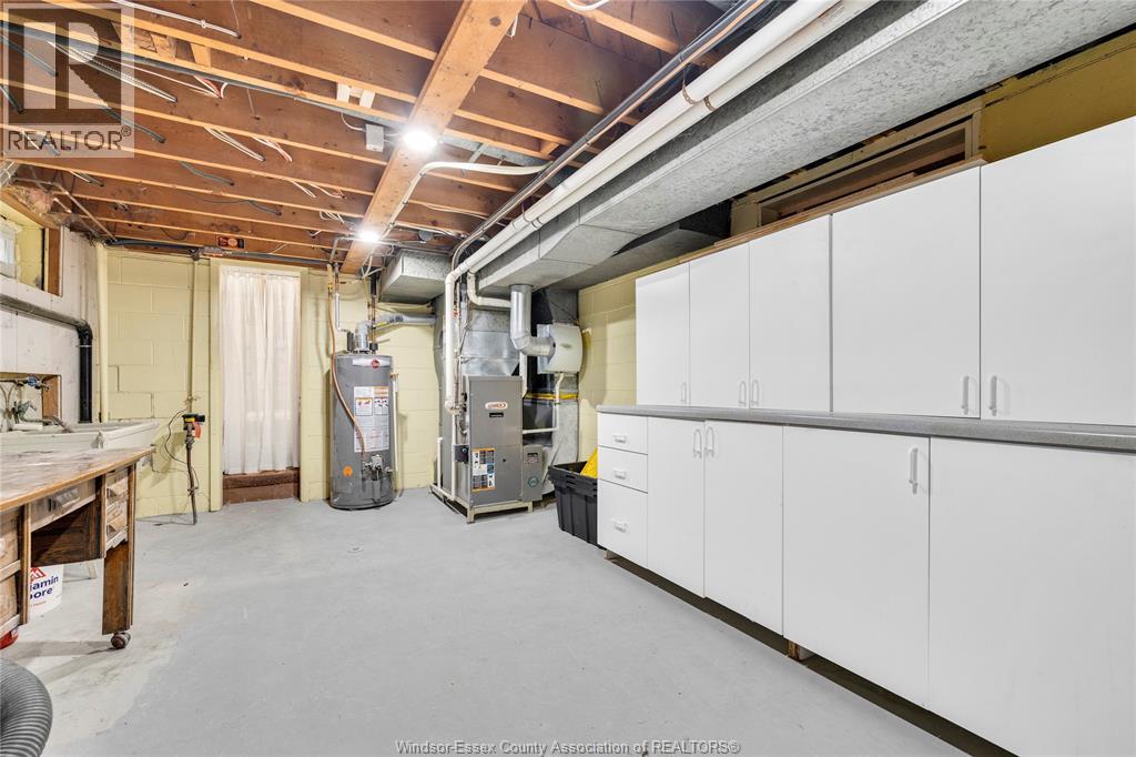 465 GREENDALE DRIVE - 27
