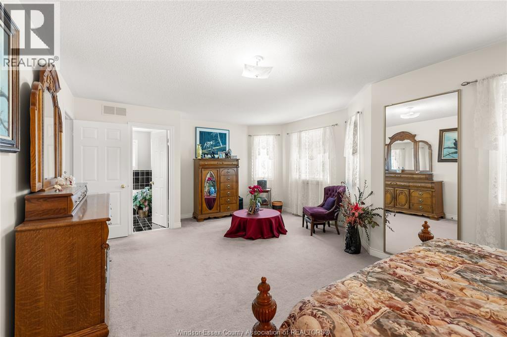 965 GREENPARK - 22