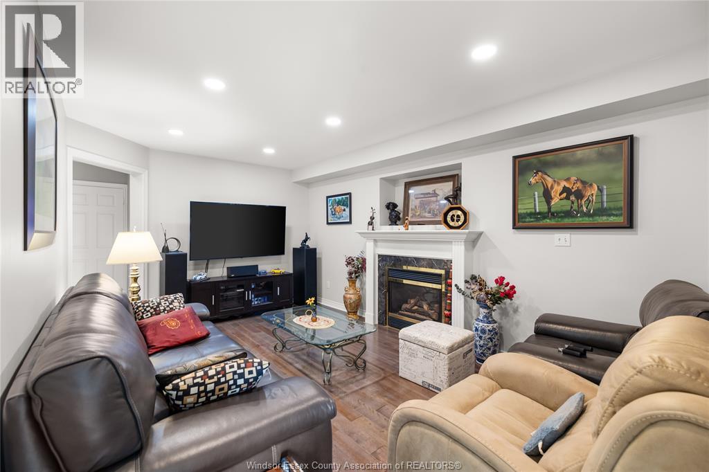 965 GREENPARK - Image 5