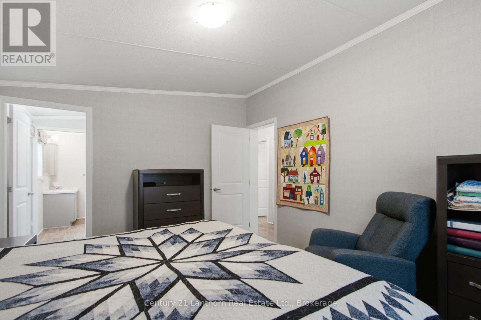 #12 484 FRANKFORD STIRLING ROAD - Image 16