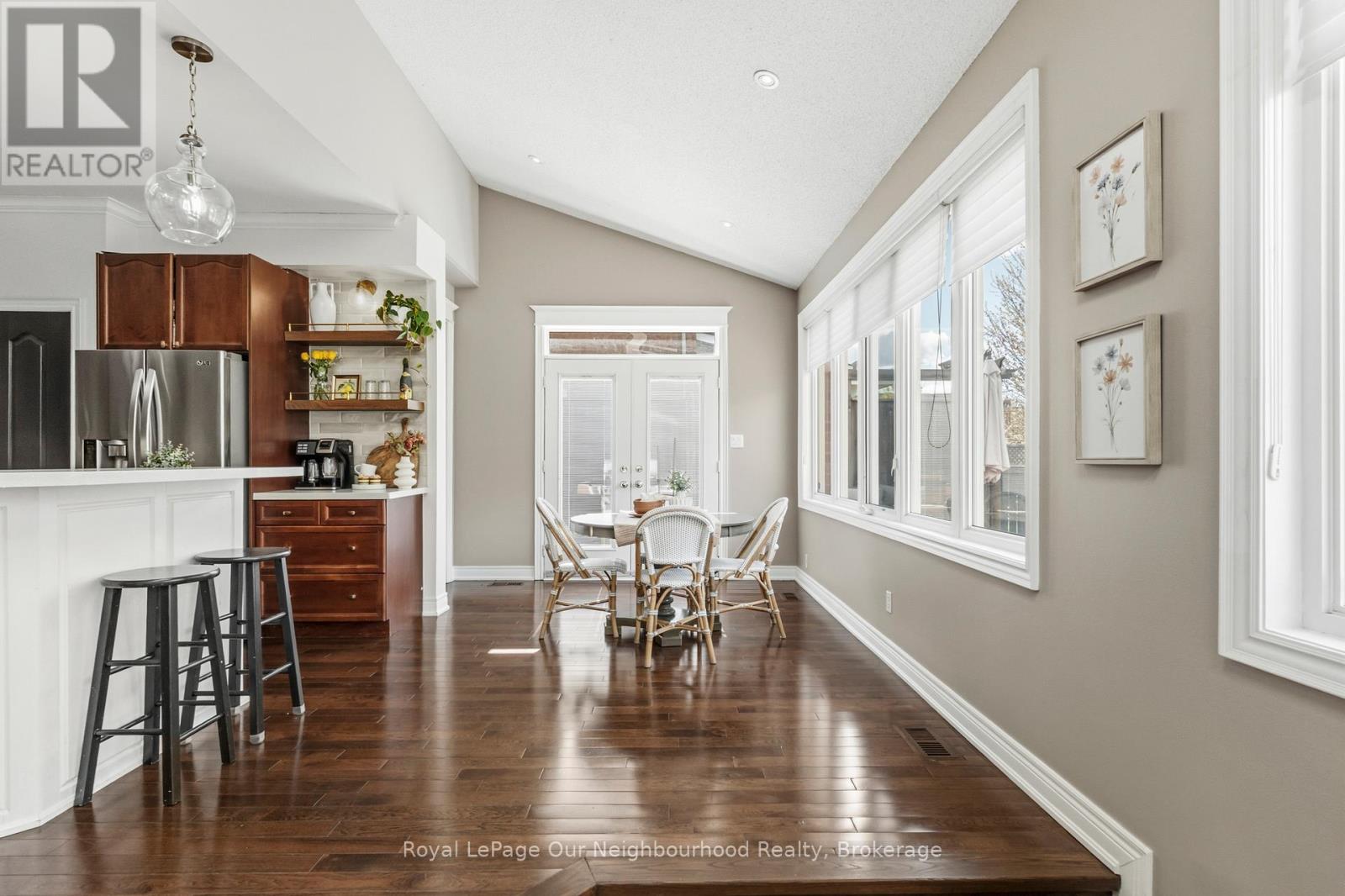 38 VINEYARD AVENUE - Image 13