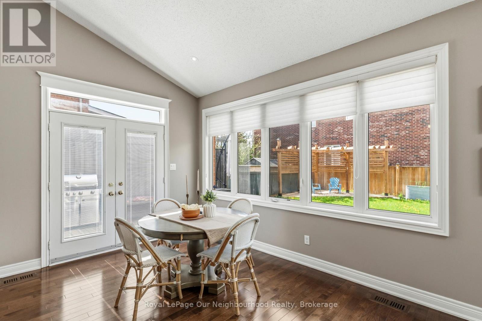 38 VINEYARD AVENUE - 14