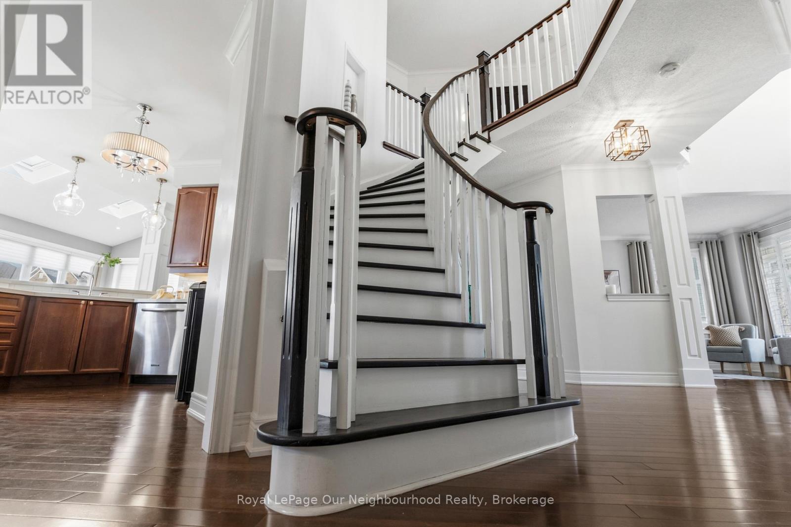 38 VINEYARD AVENUE - Image 22