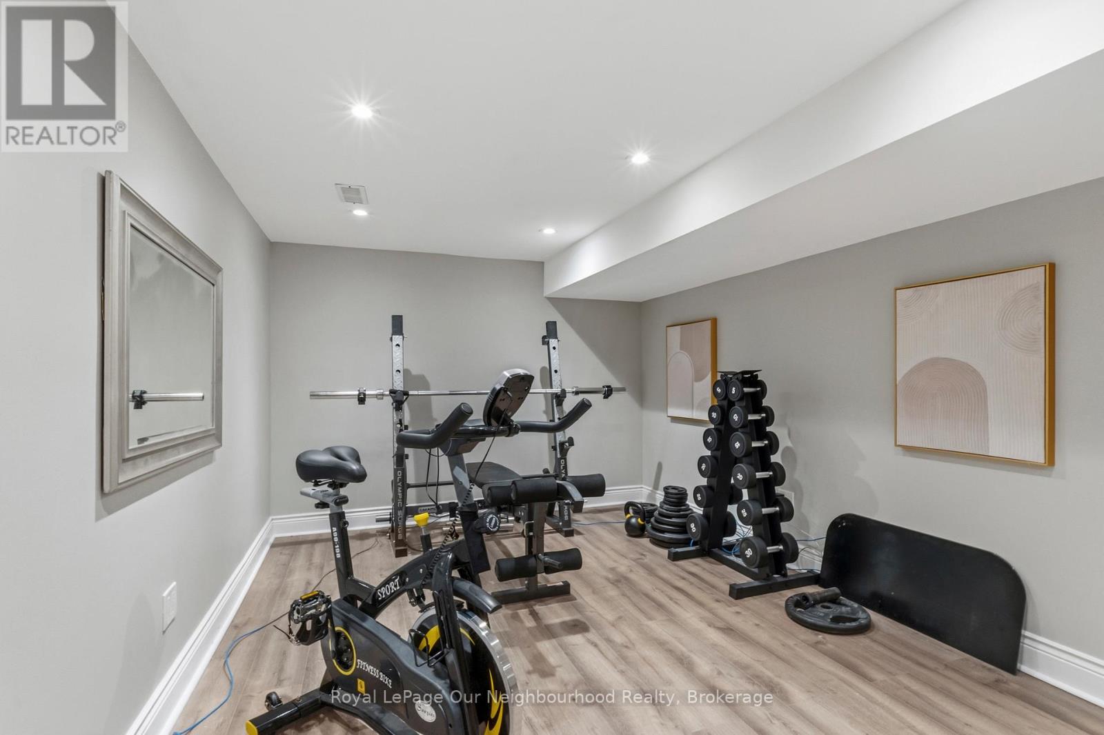 38 VINEYARD AVENUE - Image 42