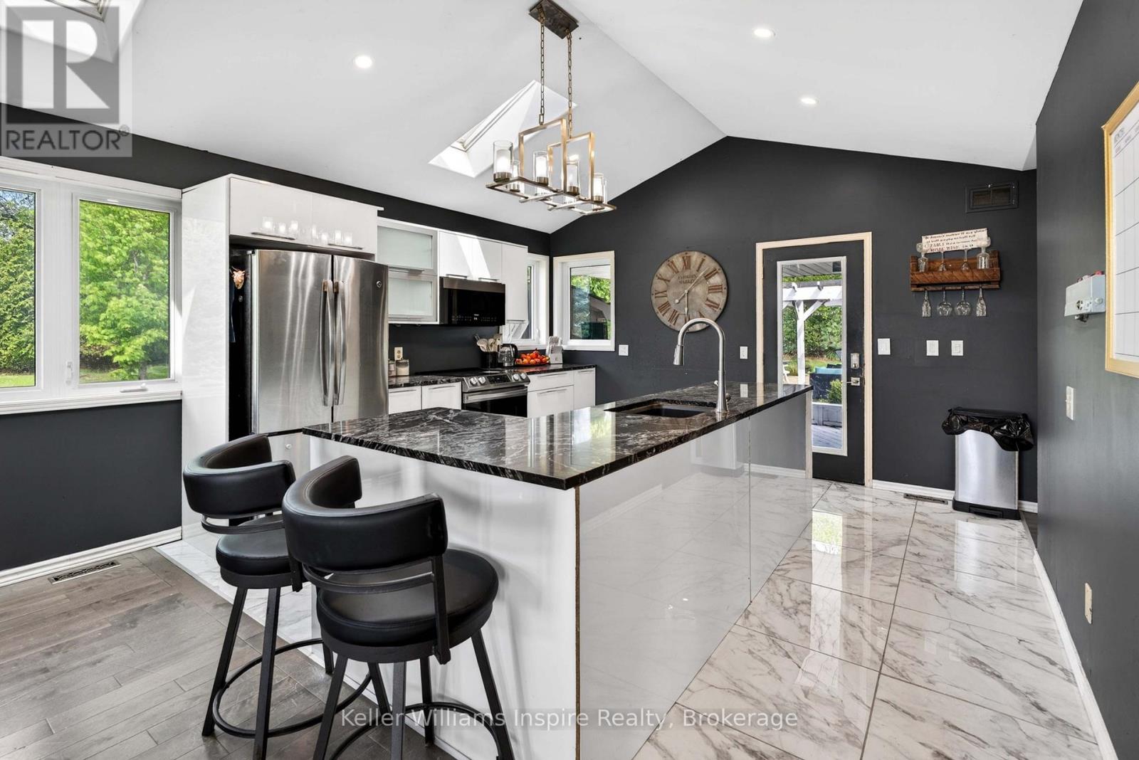 849 OAK LAKE ROAD - 9