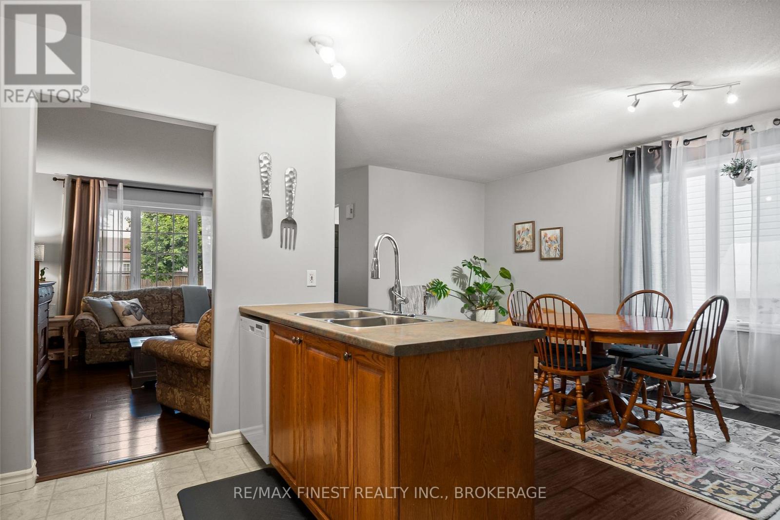 134 BRICELAND STREET - 18