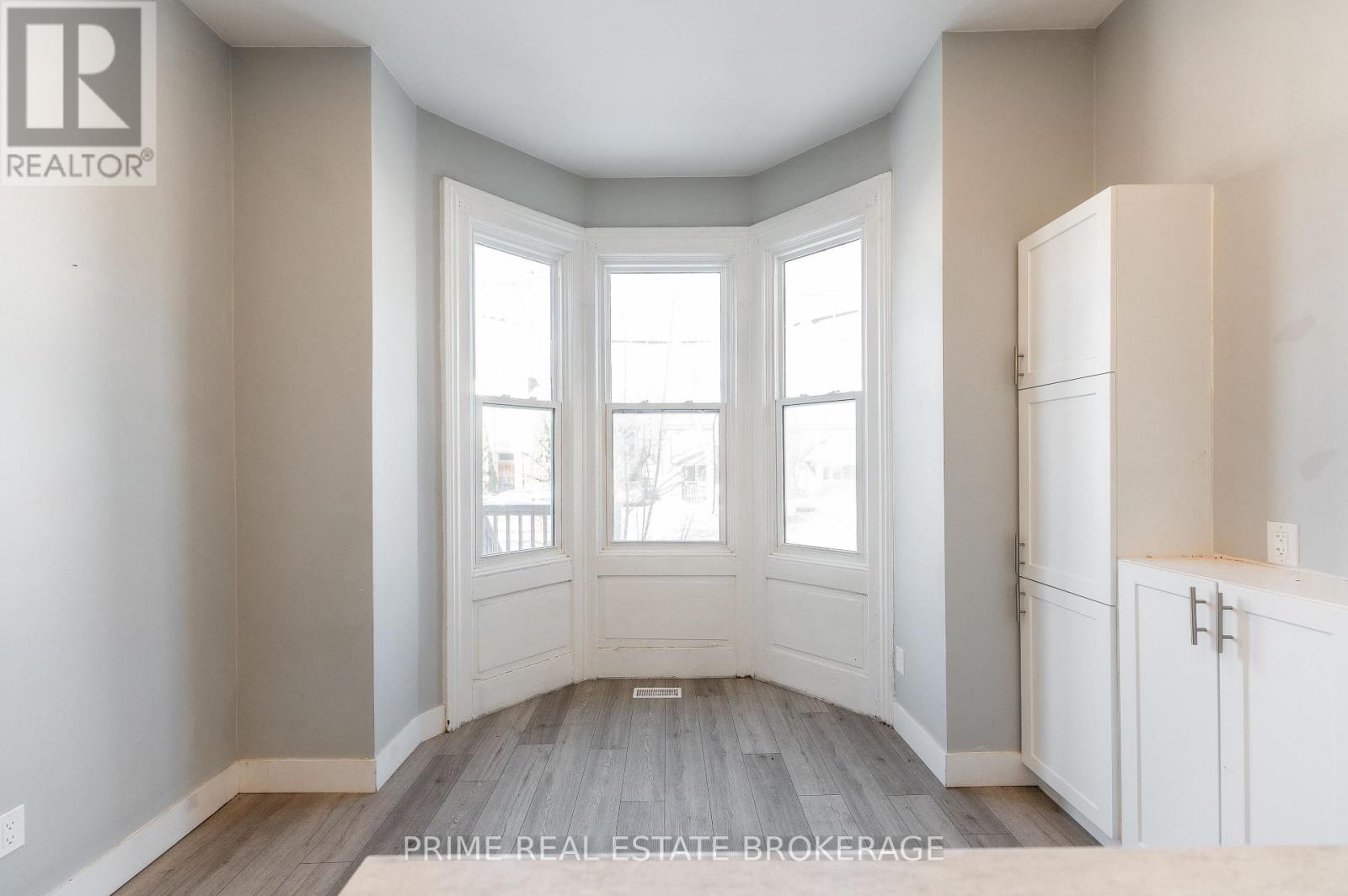 46 STANLEY STREET - Image 11