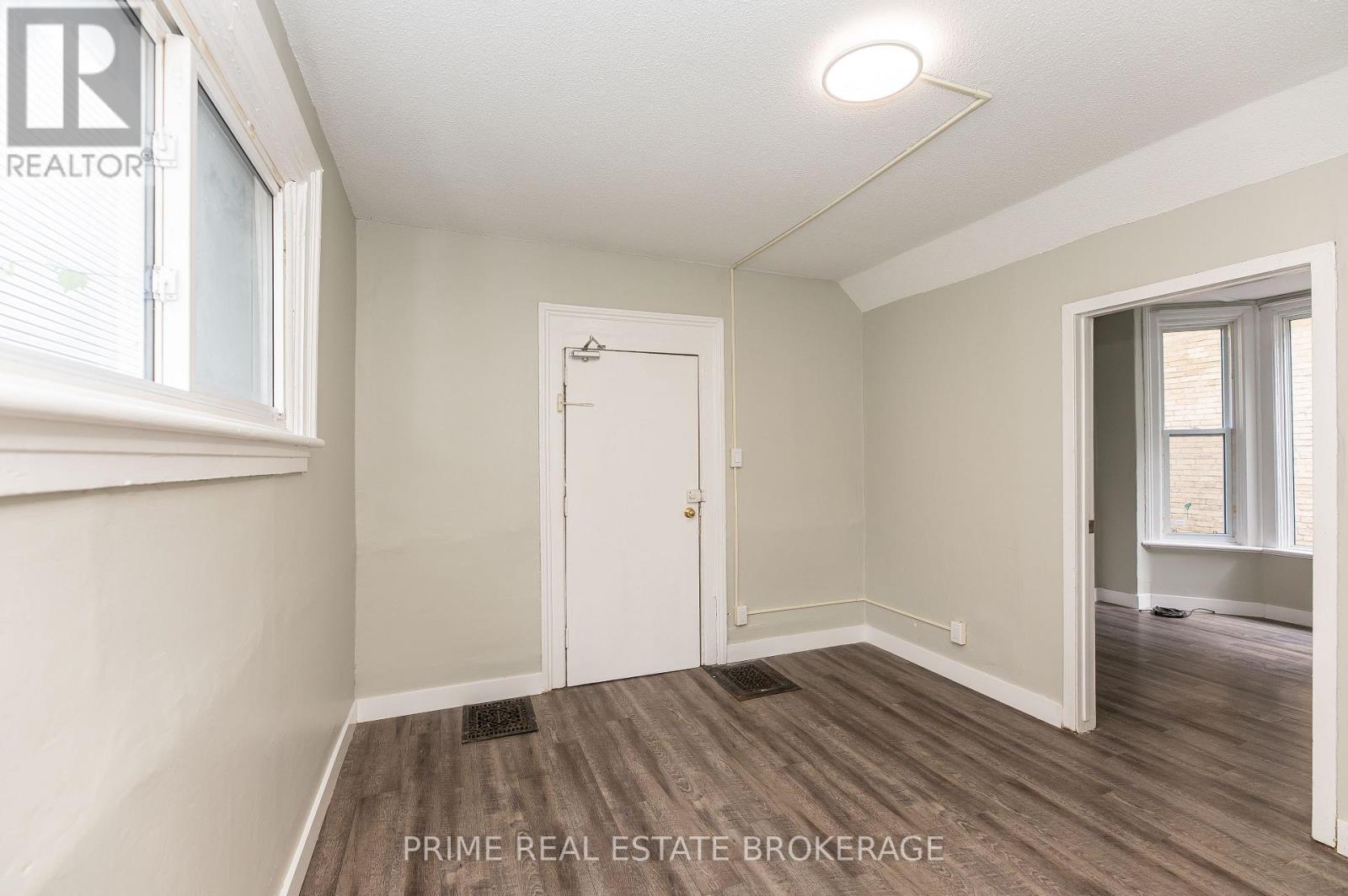 46 STANLEY STREET - Image 25