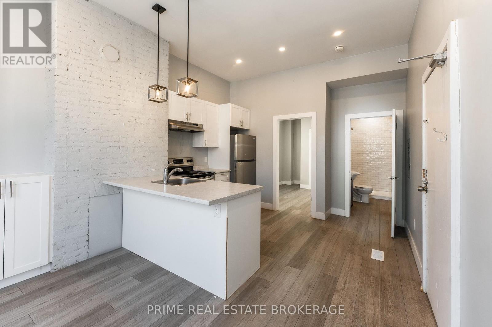 46 STANLEY STREET - 6