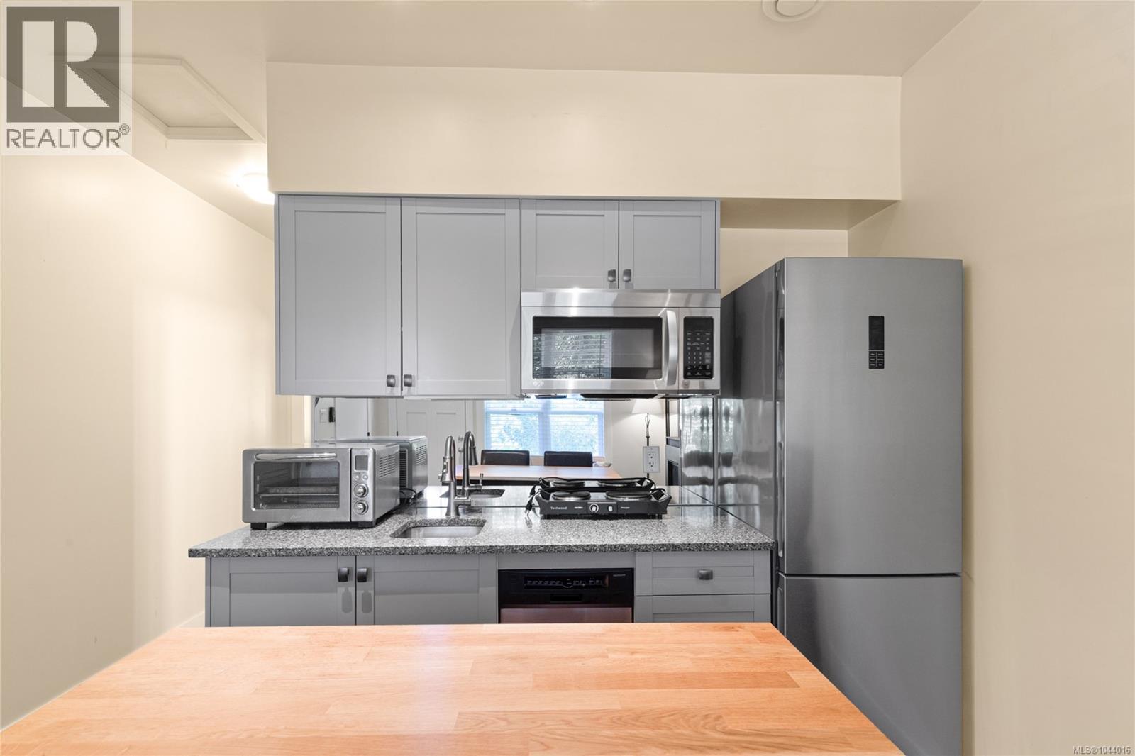 643 Kennedy St - 20