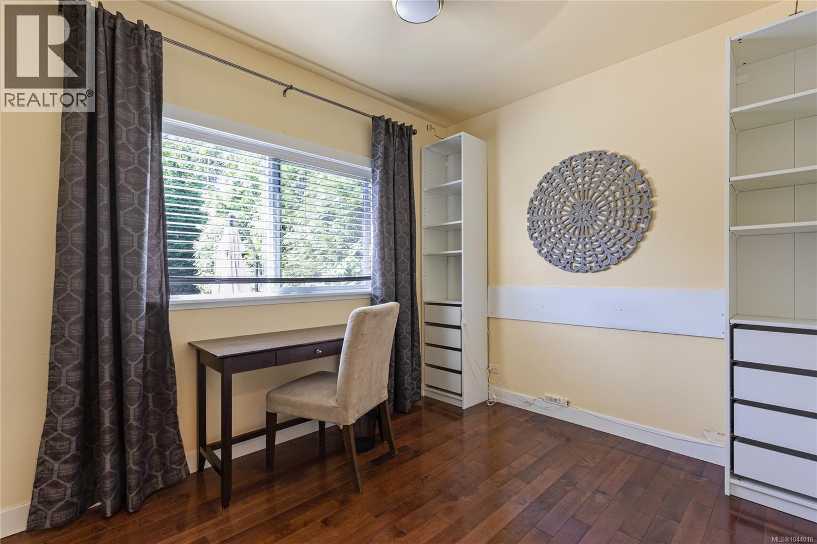 643 Kennedy St - 21