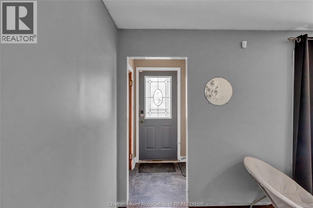 12 McKinnon DRIVE - 3
