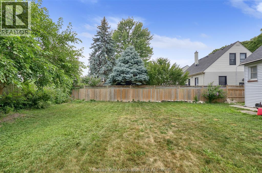 12 McKinnon DRIVE - 37