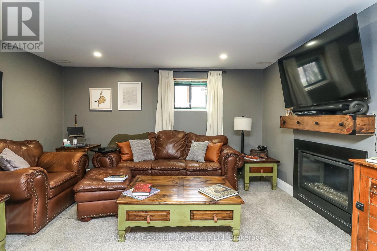 57 MAPLE STREET - Image 22