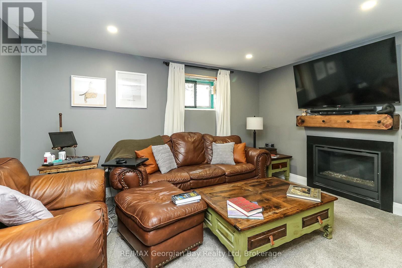 57 MAPLE STREET - Image 23