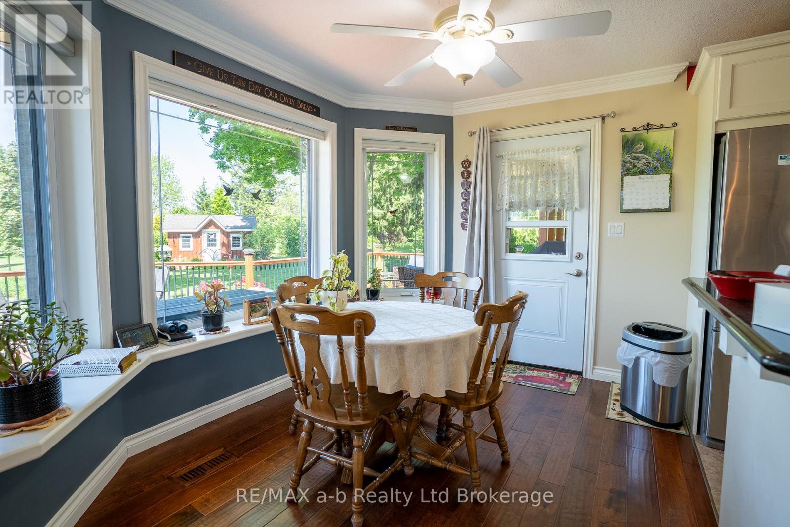 261 MIDDLE TOWNLINE ROAD - 21