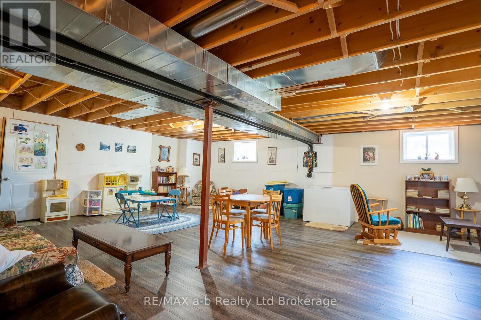 261 MIDDLE TOWNLINE ROAD - 30
