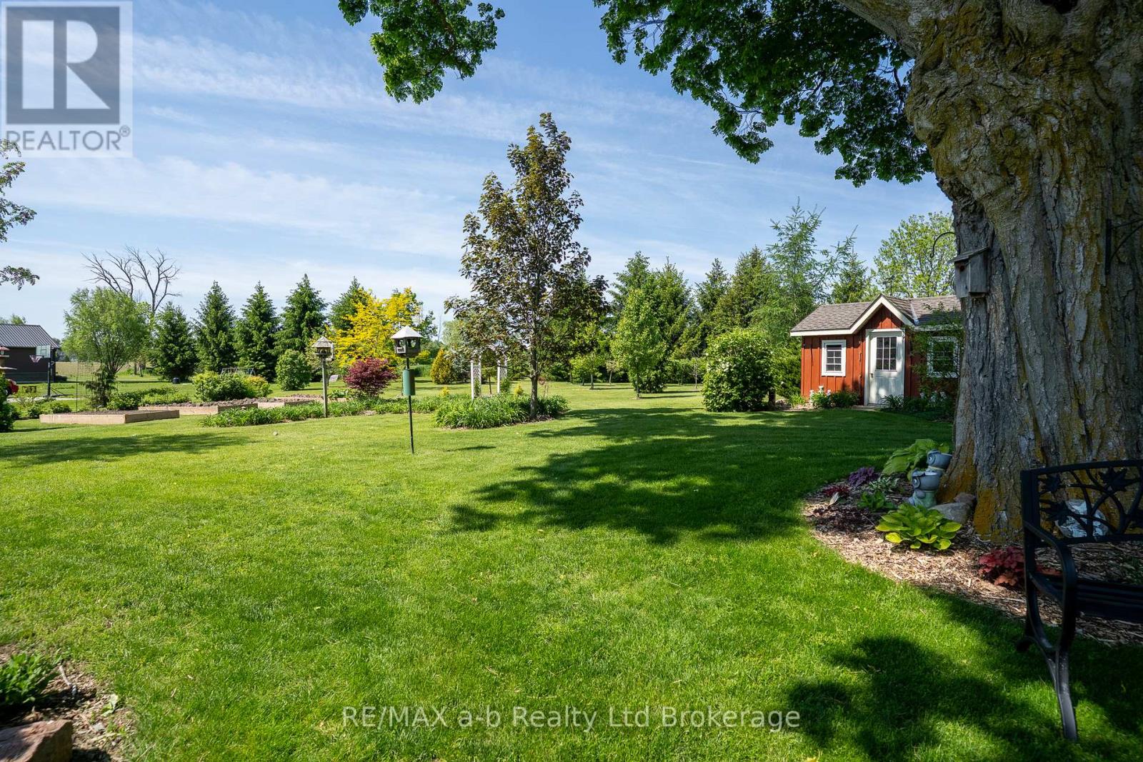 261 MIDDLE TOWNLINE ROAD - Image 9
