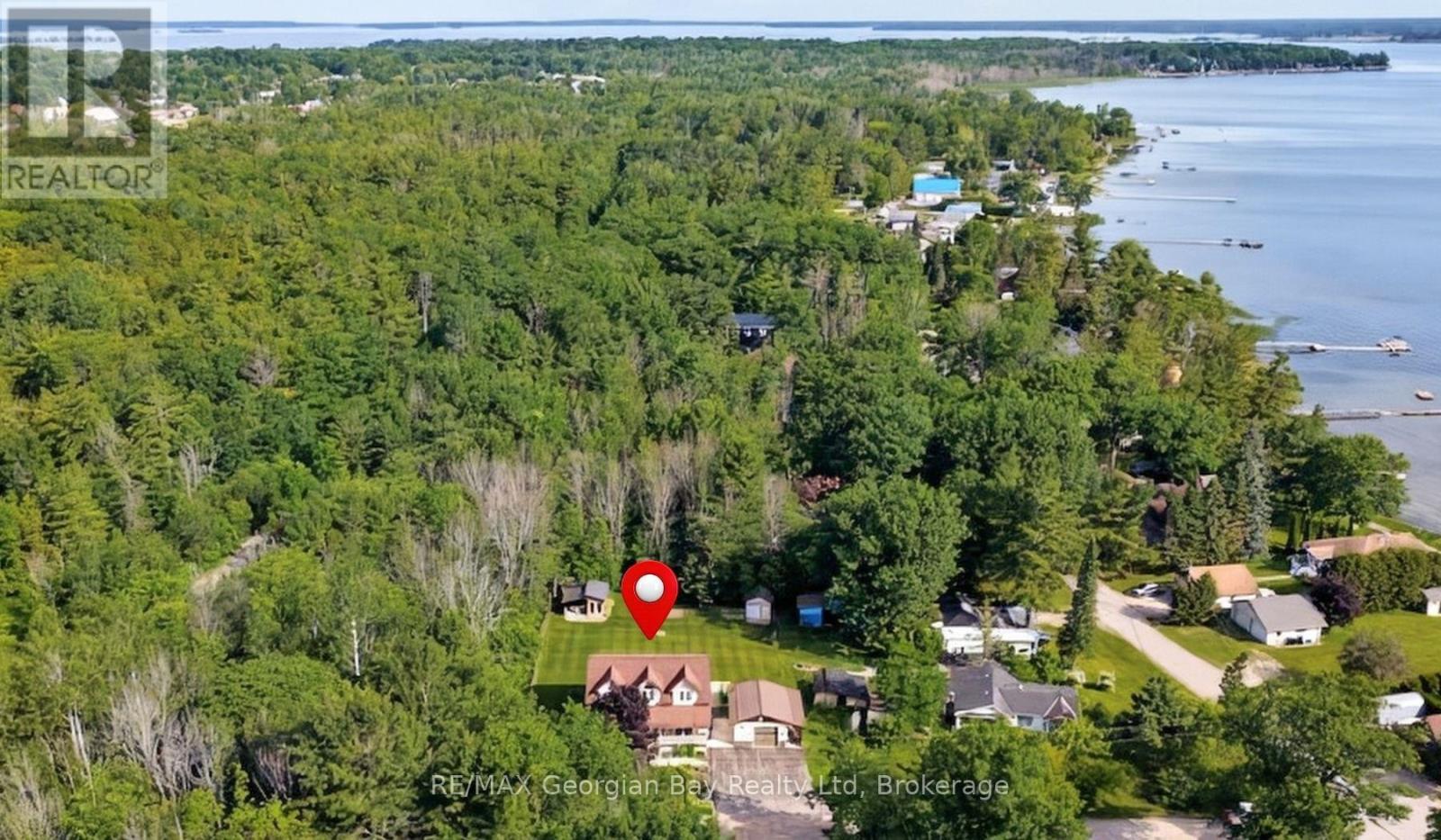 4 MOORE AVENUE - Image 38