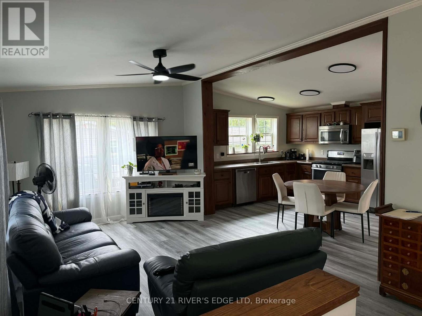 63 WHITES ROAD - Image 5