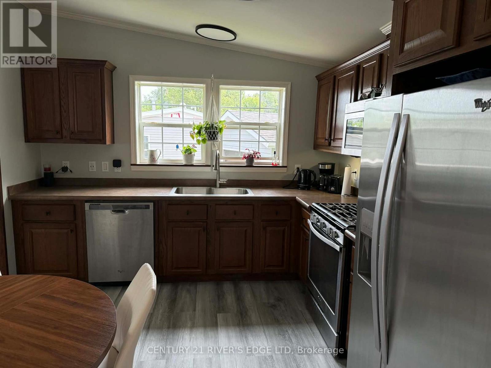 63 WHITES ROAD - Image 9