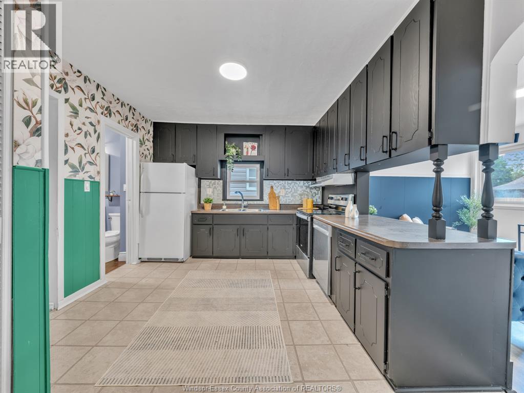 990 Campbell AVENUE - 10