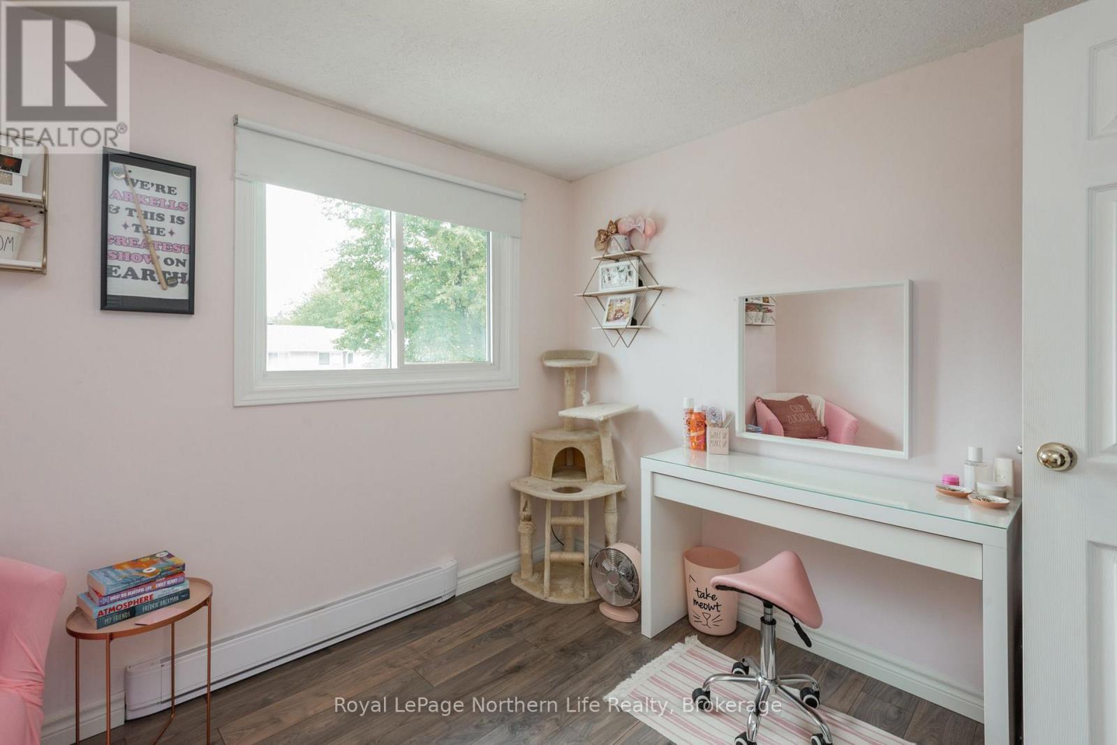 #1 644 LAKESHORE DRIVE - Image 37