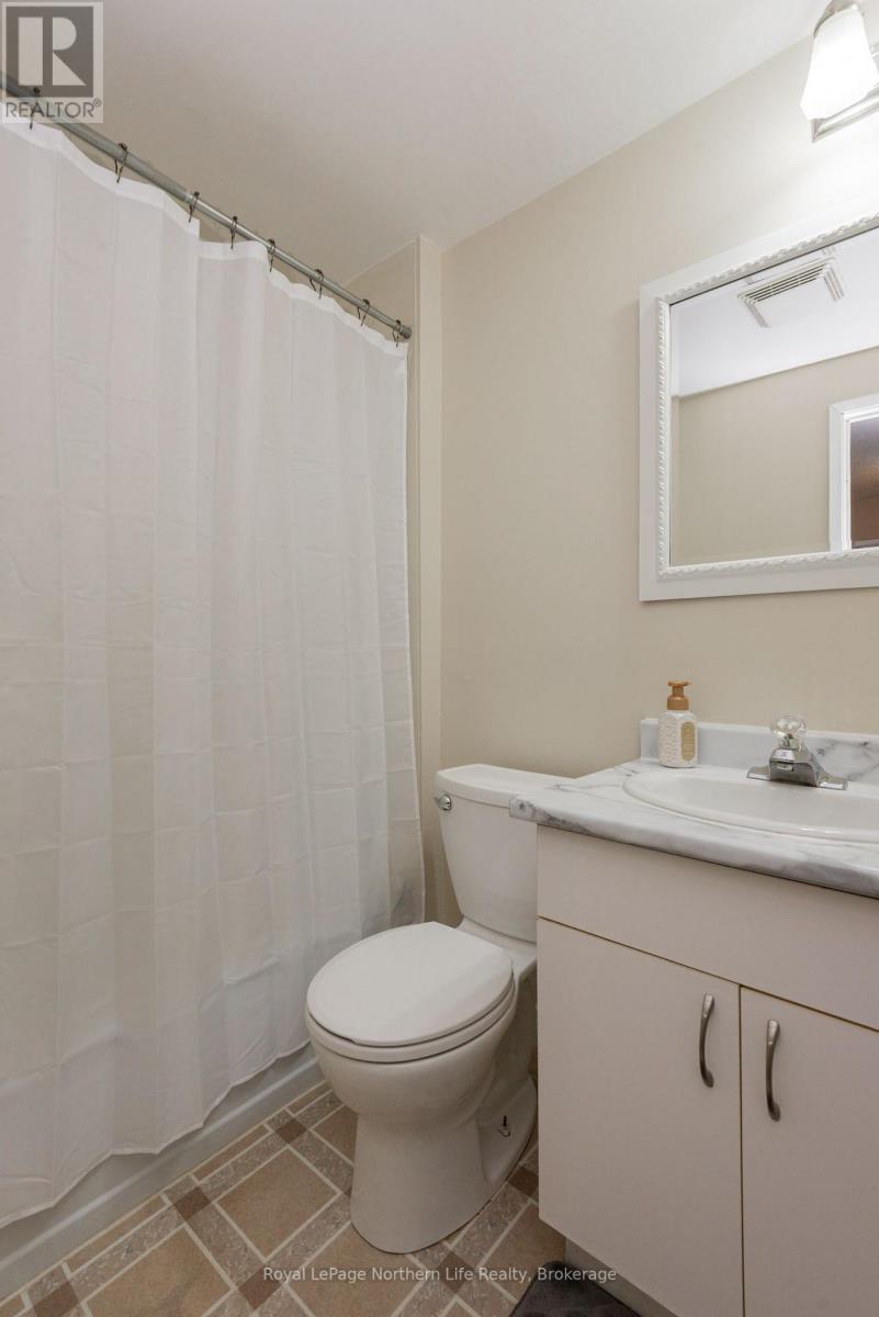 #1 644 LAKESHORE DRIVE - Image 42