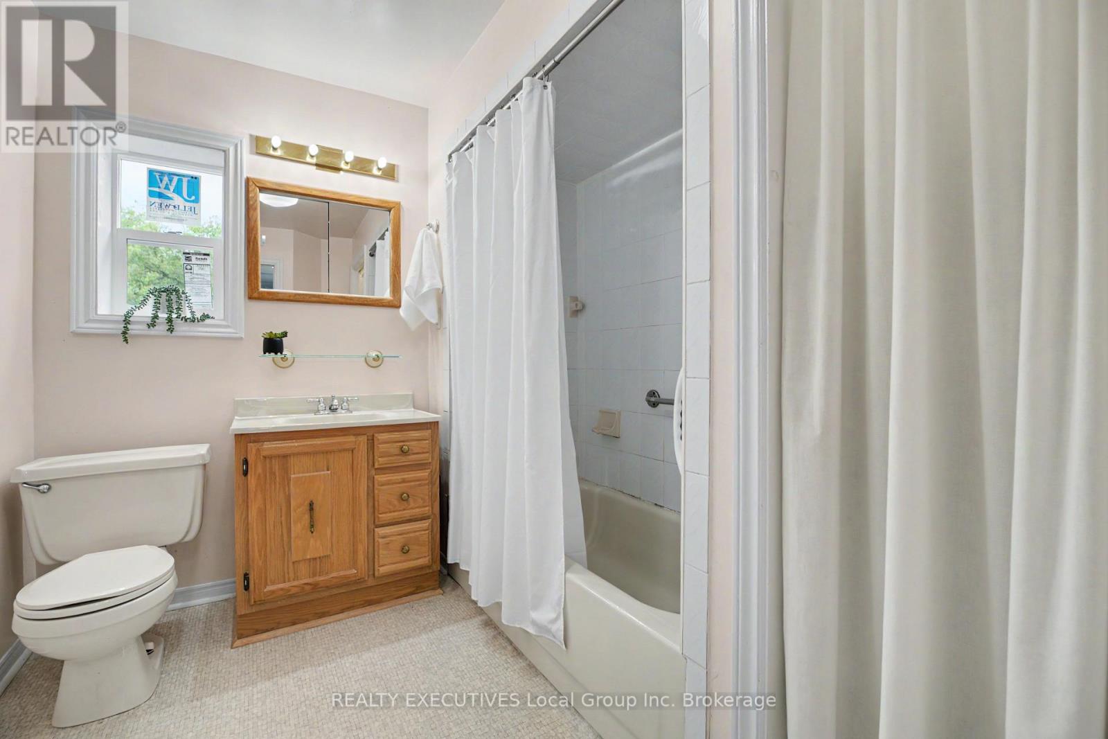 572 METCALFE STREET - Image 20